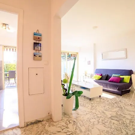 Cap Les Pins Furnished Flat Апартаменти Антіб